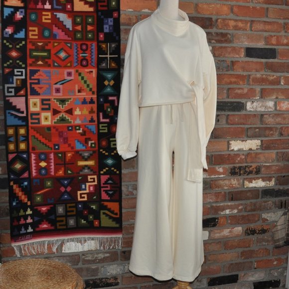 LIT Active Concept Soft Leisure Set 2 Piece Sweater, Wide Leg Pants Ivory M - Picture 8 of 10